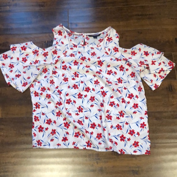 Tommy Hilfiger Shirt - Picture 1 of 3